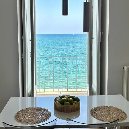 Antica Dimora Sul Mare - Luxury Central Apartments - Molfetta Exterior photo