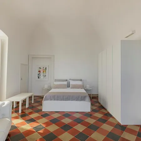 Antica Dimora Sul Mare - Luxury Central Apartments - Molfetta Exterior photo